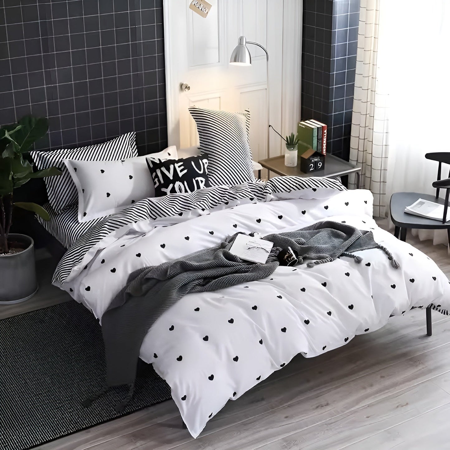Amoria Bedding Set – Luxury Heart Print Comfort Collection